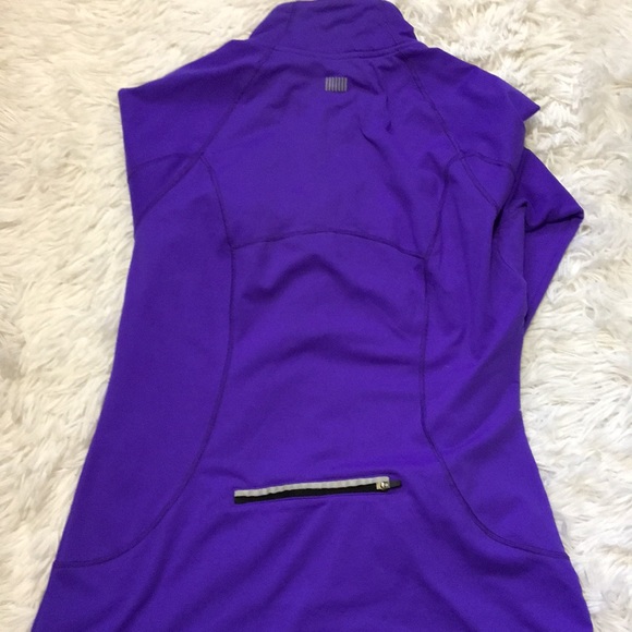 Victoria Secret VSX zip-up Pullover - Picture 6 of 6